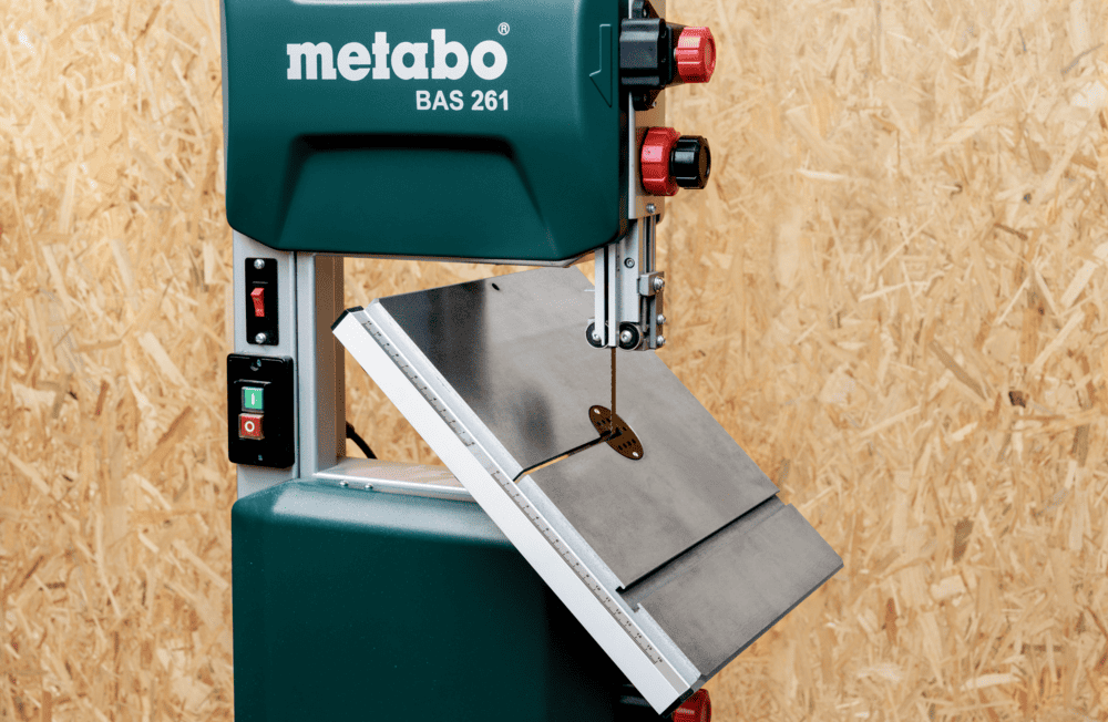 Máy cưa vòng bàn BAS 216 với dẫn hướng lưỡi ba con lăn và bàn gang nghiêng 0-45°
